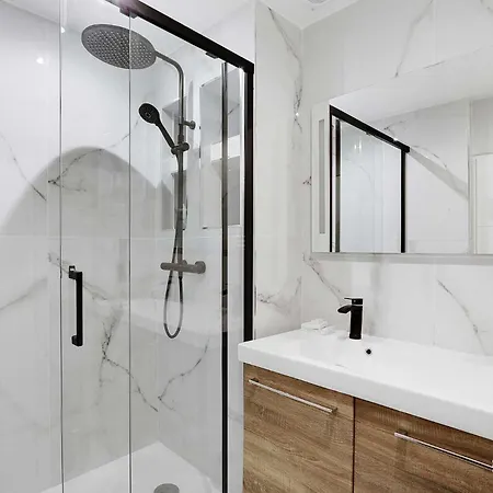 Lovely Montorgeuil 6p Appartamento