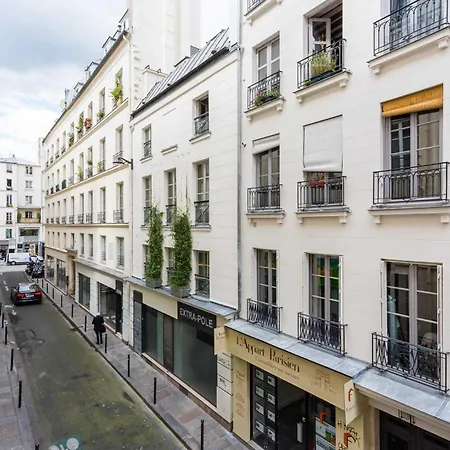 Lovely Montorgeuil 6p Apartment *